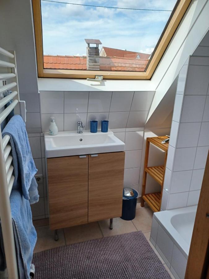 Giebelzimmer Mit Weinbergblick Stetten  Exterior photo